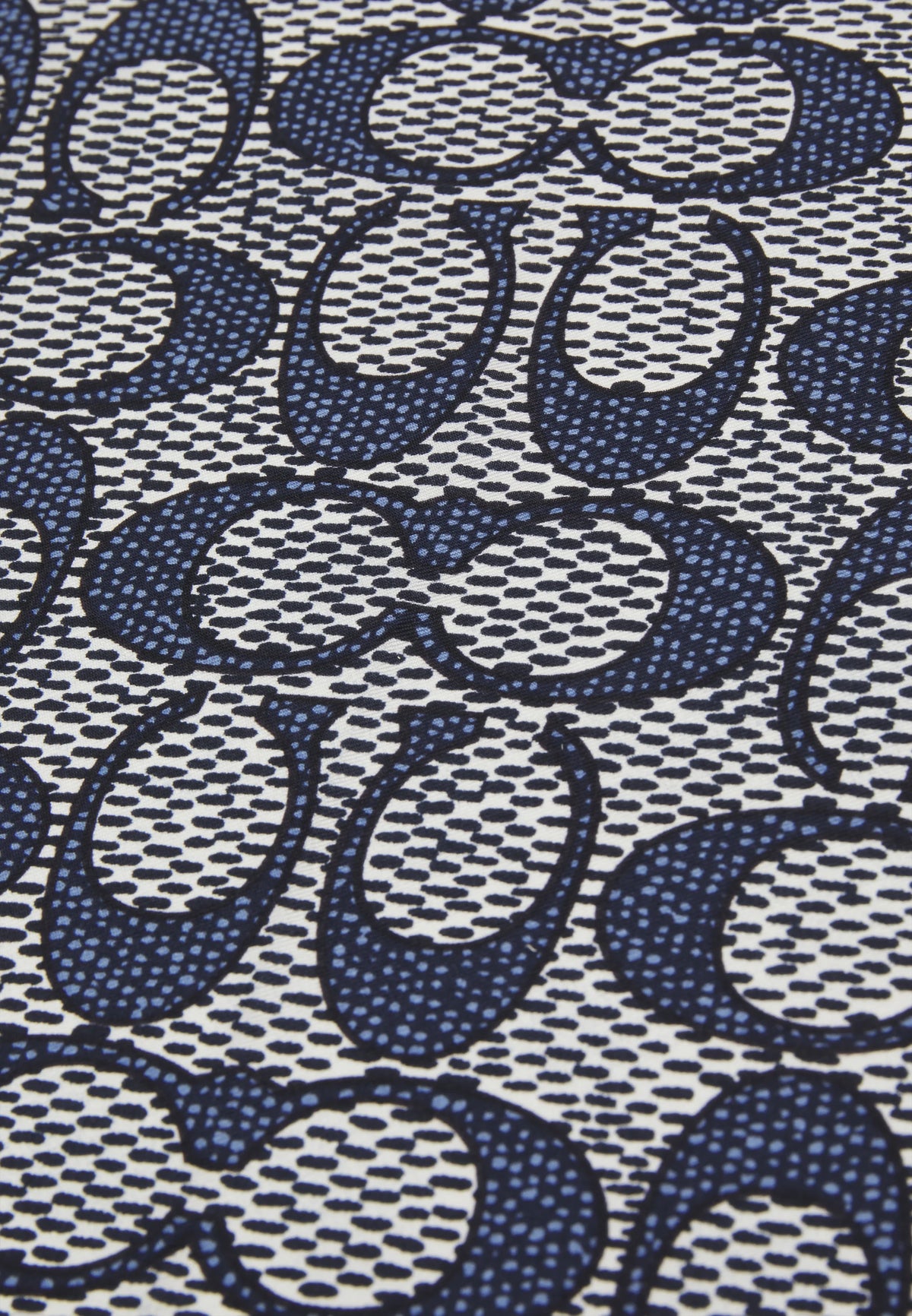 Foulard Textured Signature C — soie, midnight navy, Coach