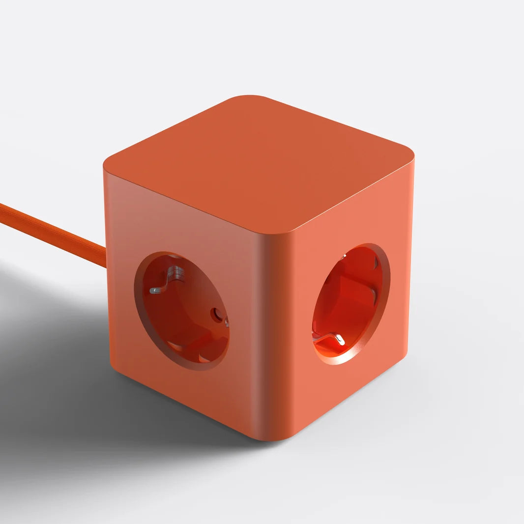 CUBICAL C1 - MULTIPRISE AVEC CHARGEMENT USB-C, CORDS