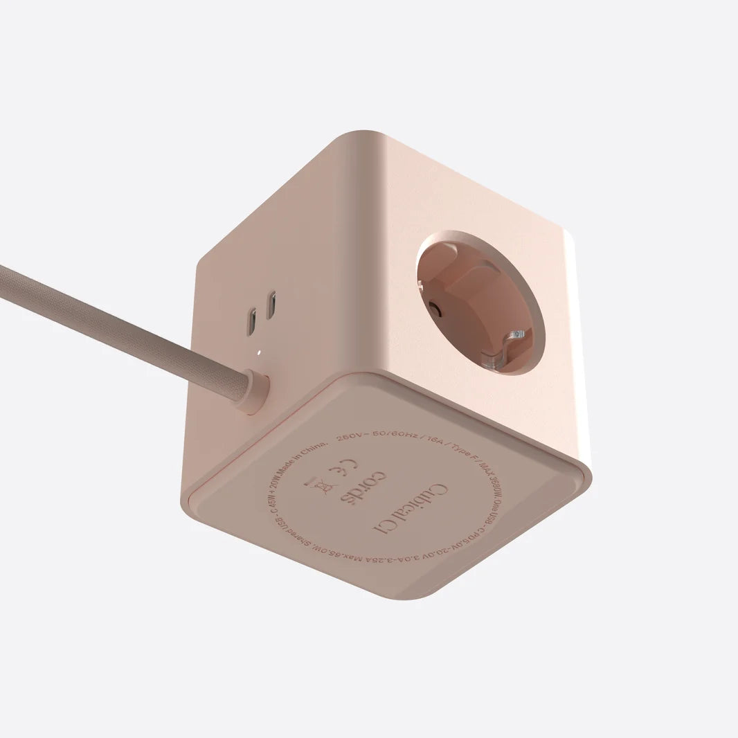 CUBICAL C1 - MULTIPRISE AVEC CHARGEMENT USB-C, CORDS