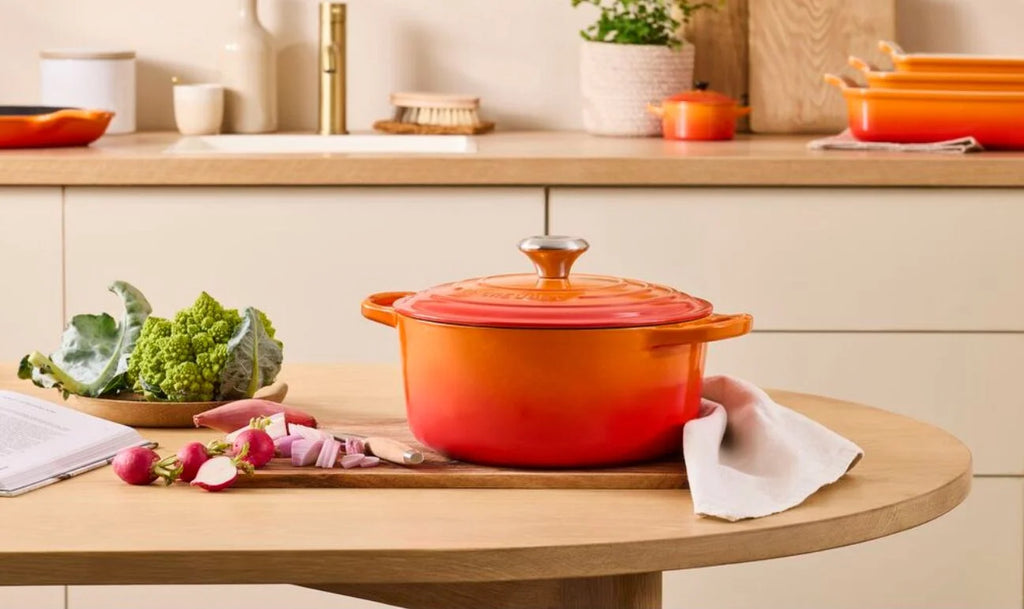 Cocotte ronde en fonte émaillée — Volcanique, 24 cm, Le Creuset