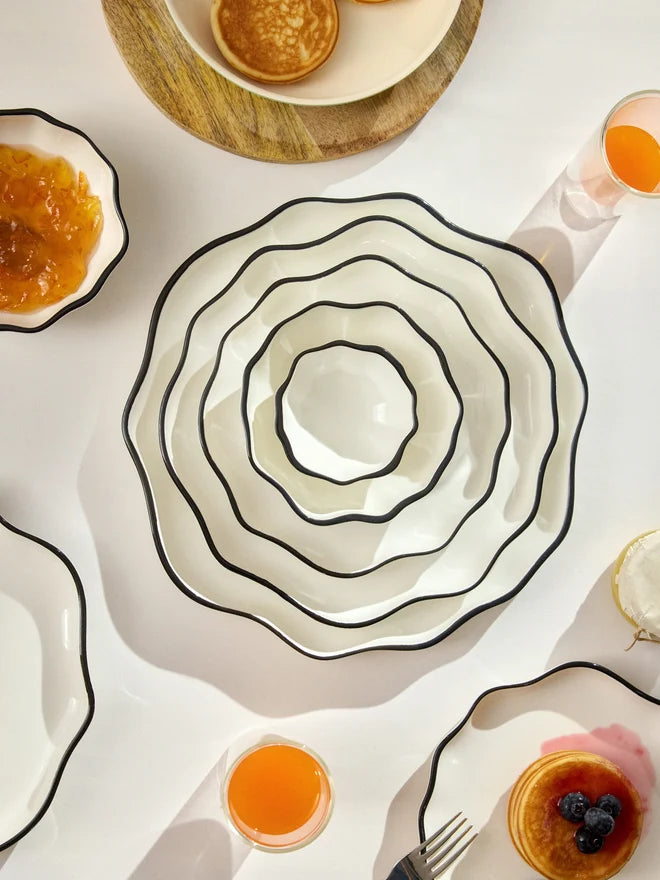 ASSIETA BIA - PORCELAINE A BORD ONDULÉ