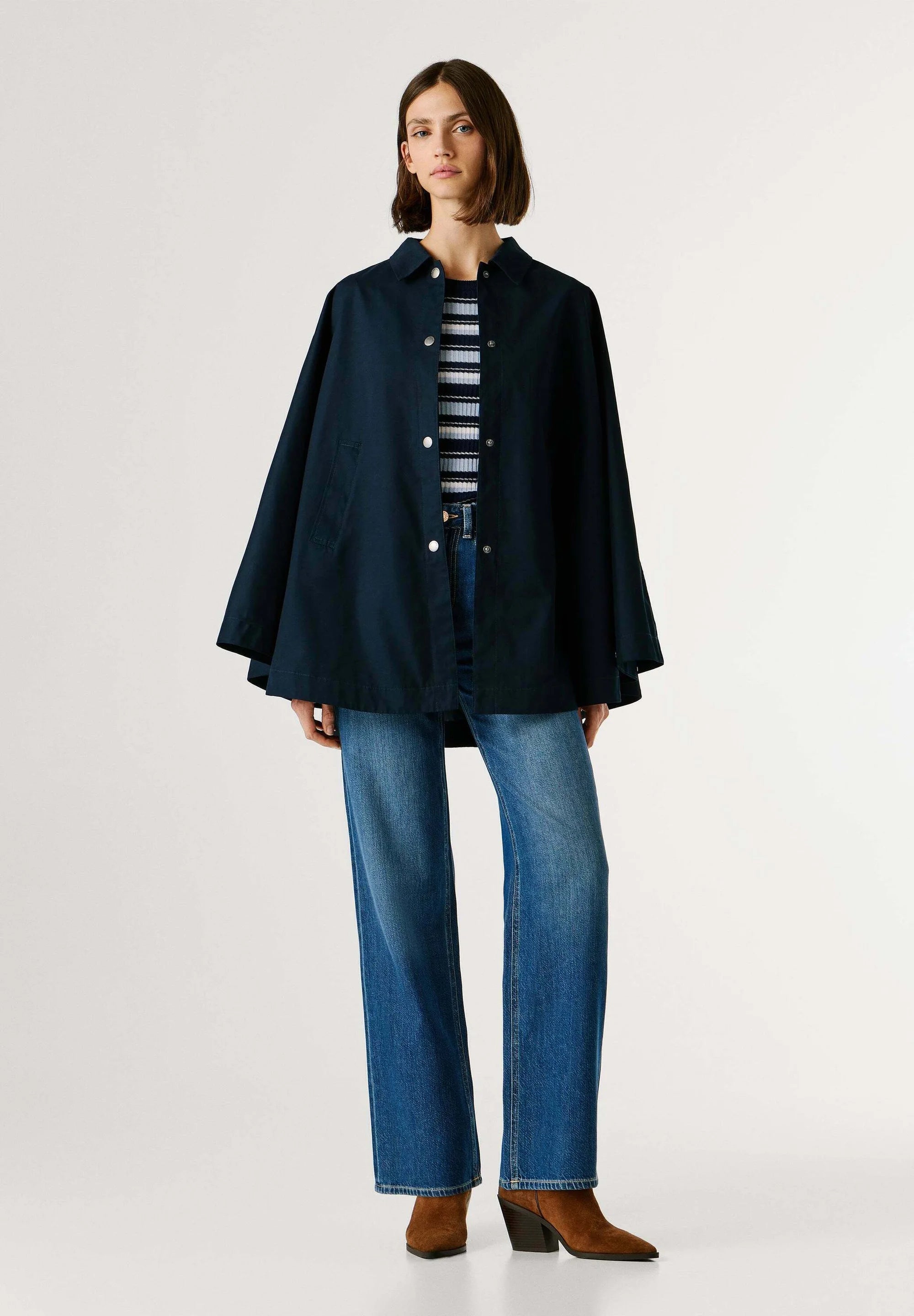 FAWN - Cape - dulwich blue
