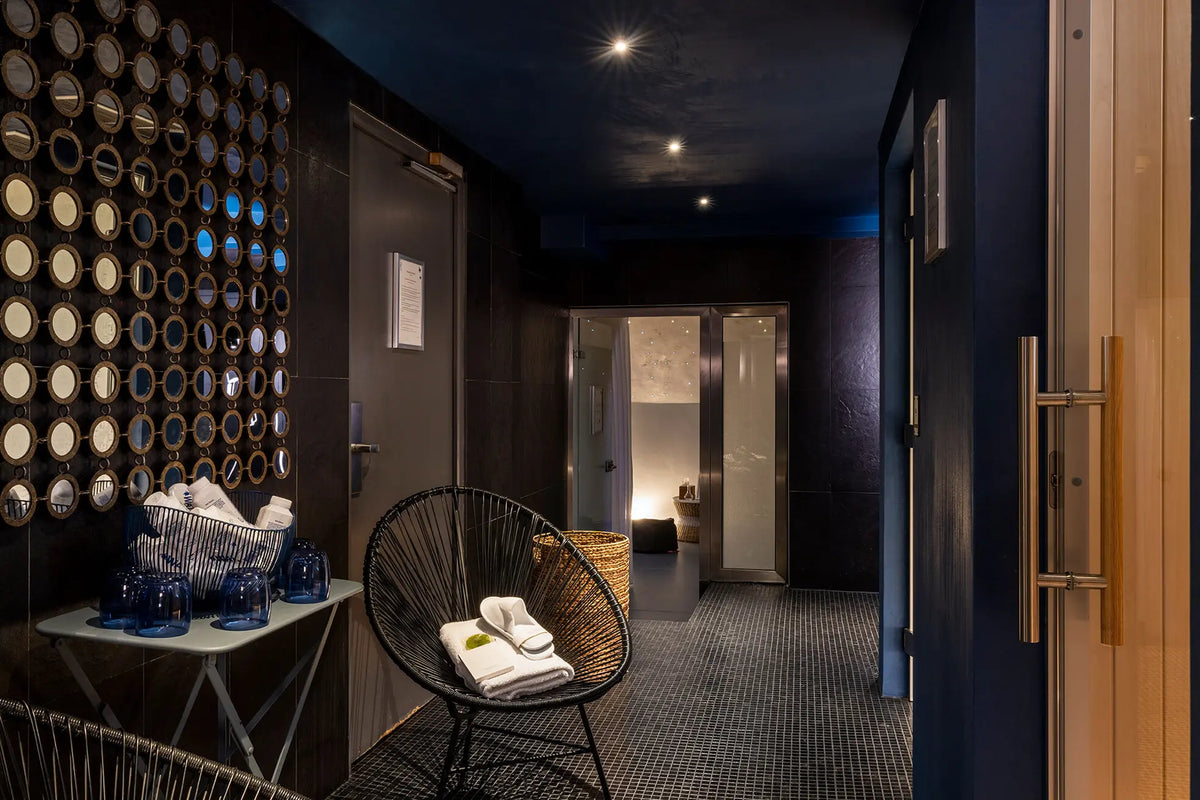 Spa Privatif Prolongé & Champagne Duo — Hôtel Mademoiselle Paris
